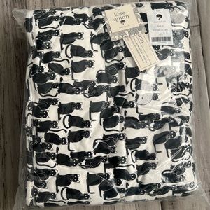 Kate Quinn Black Cat Quilt